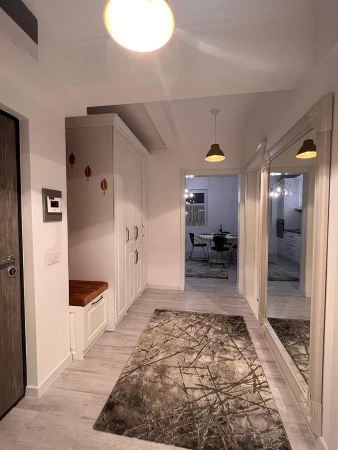 Apartament Larysse Орадя Екстер'єр фото